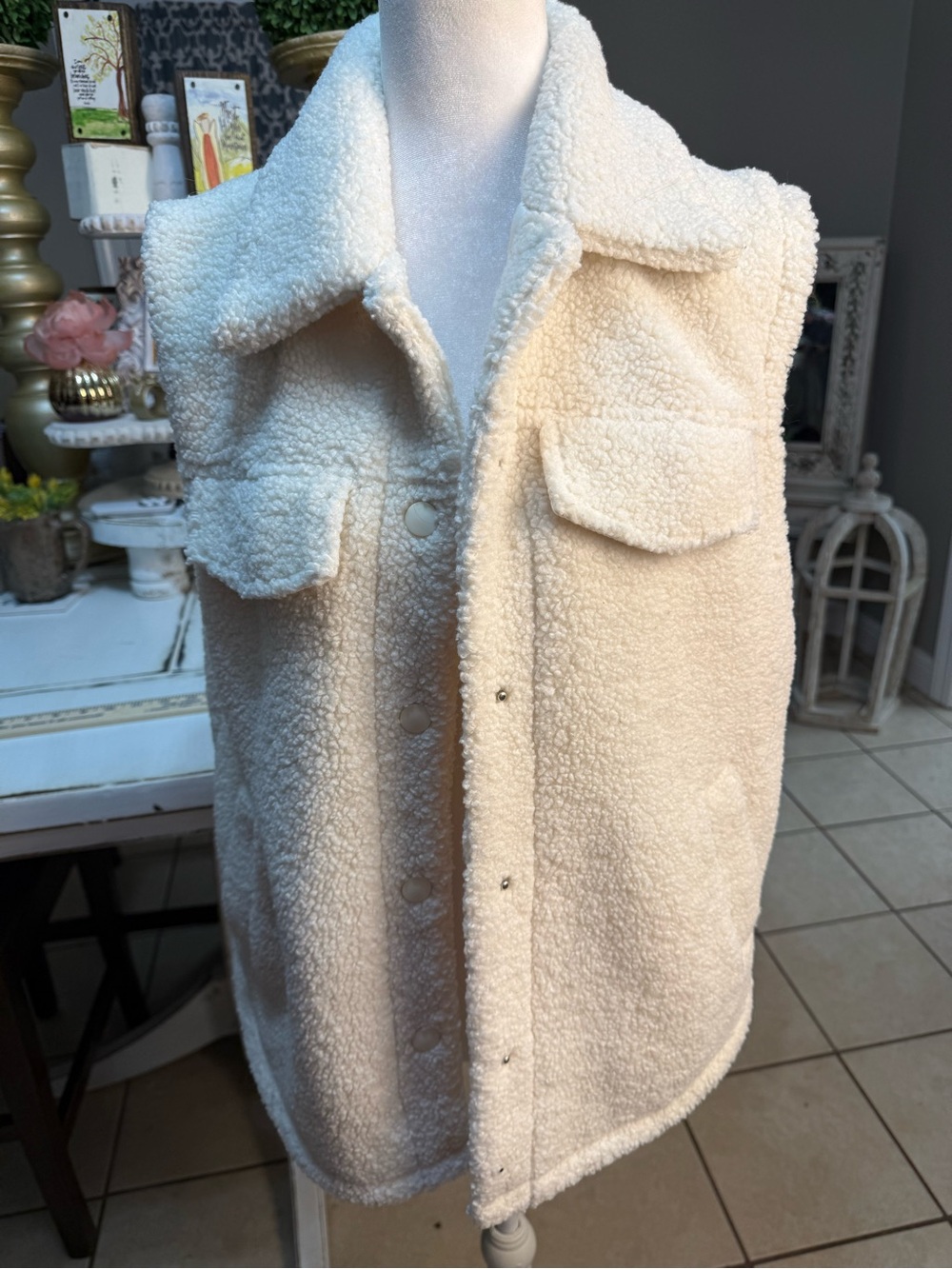 Lumière Ivory Sherpa Teddy Vest Snap Front Cozy Fleece Pocket Shacket Size M - Picture 2 of 11